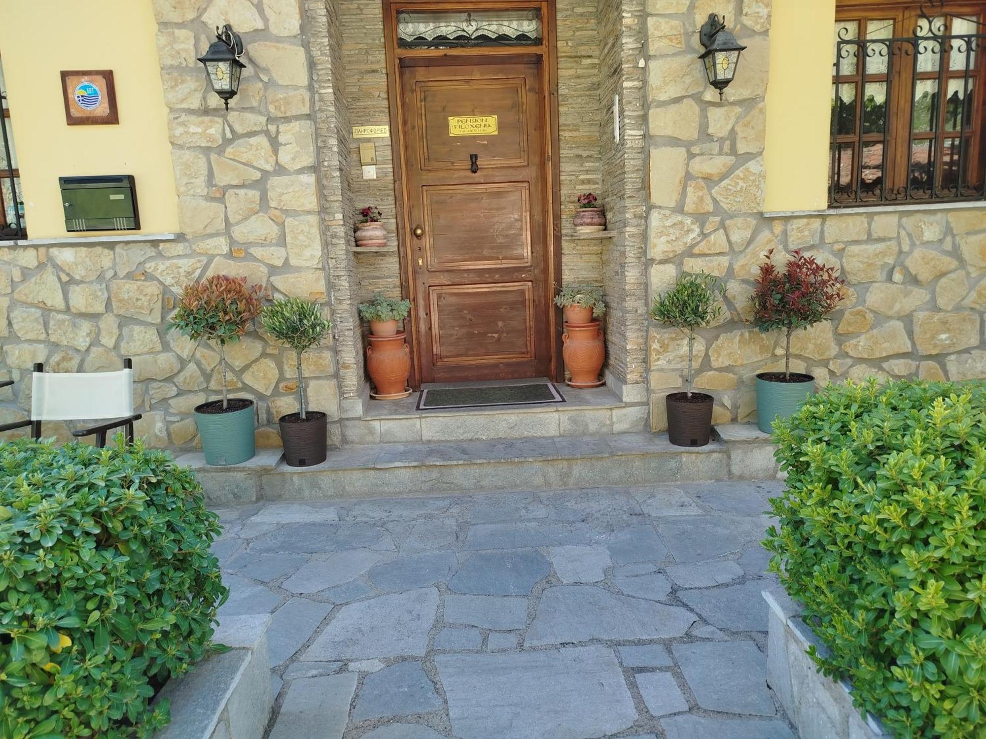 Guesthouse Filoxenia Kastoria Exterior photo